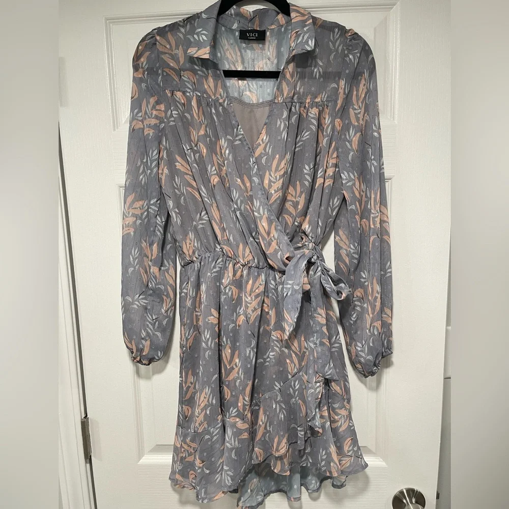 VICI Ruffle Dress Size Large - Picture 2 of 7